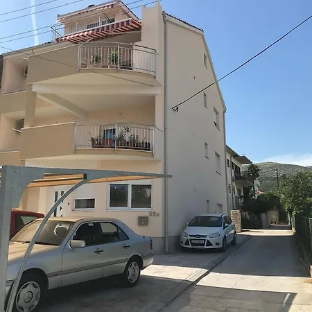 Lejlighed Nikola Trogir