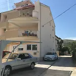 Apartment Nikola Trogir