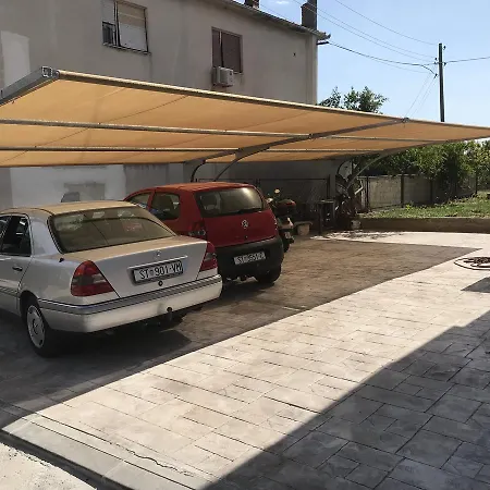 Appartement Nikola Trogir